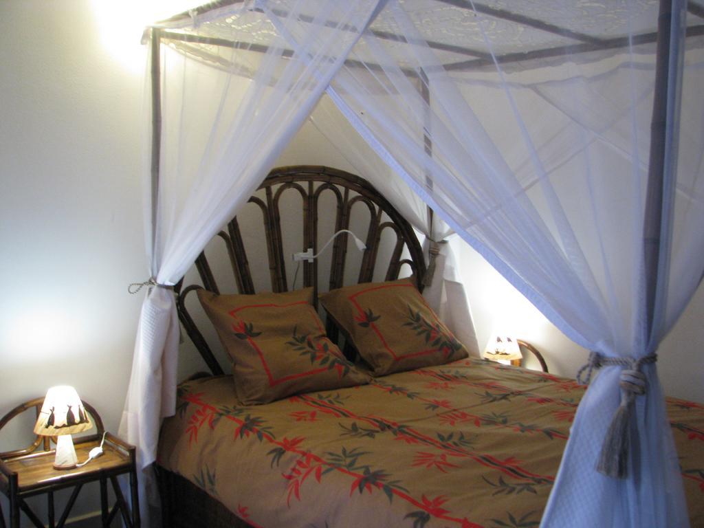 Avamada Lodge Ivato  Kamer foto